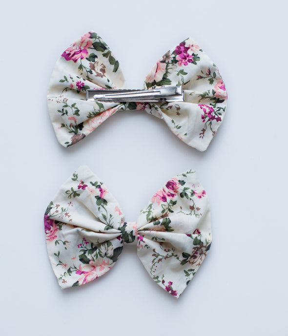 Ashra flower clip