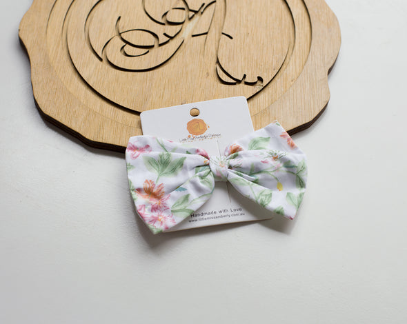 Leah floral bow clip